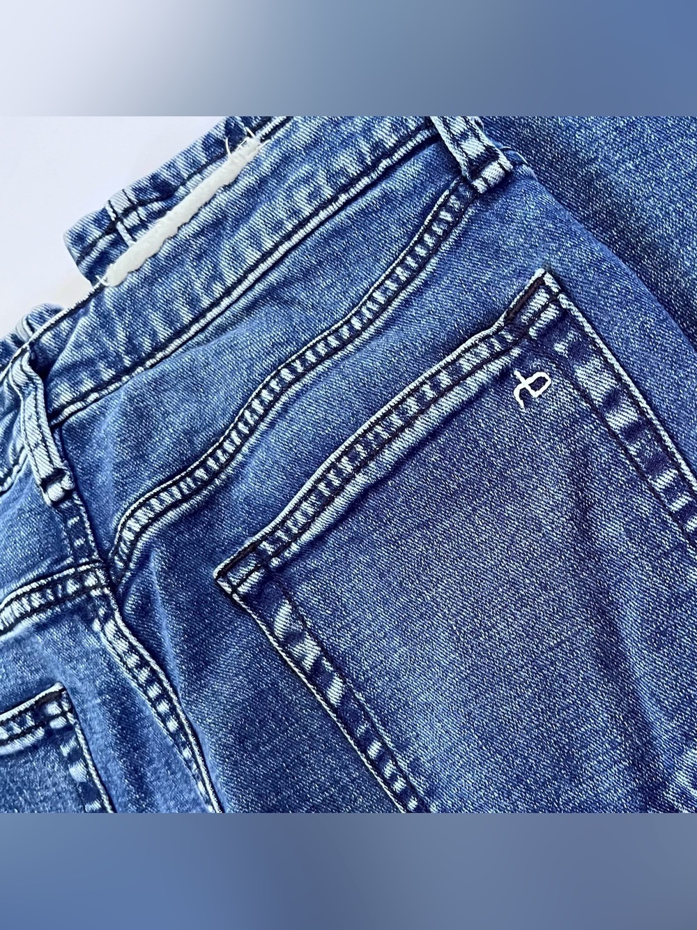 Women’s rag & bone Casey High Rise Flare Jeans in Denim Blue Malibu Wash (26) - Picture 11 of 16